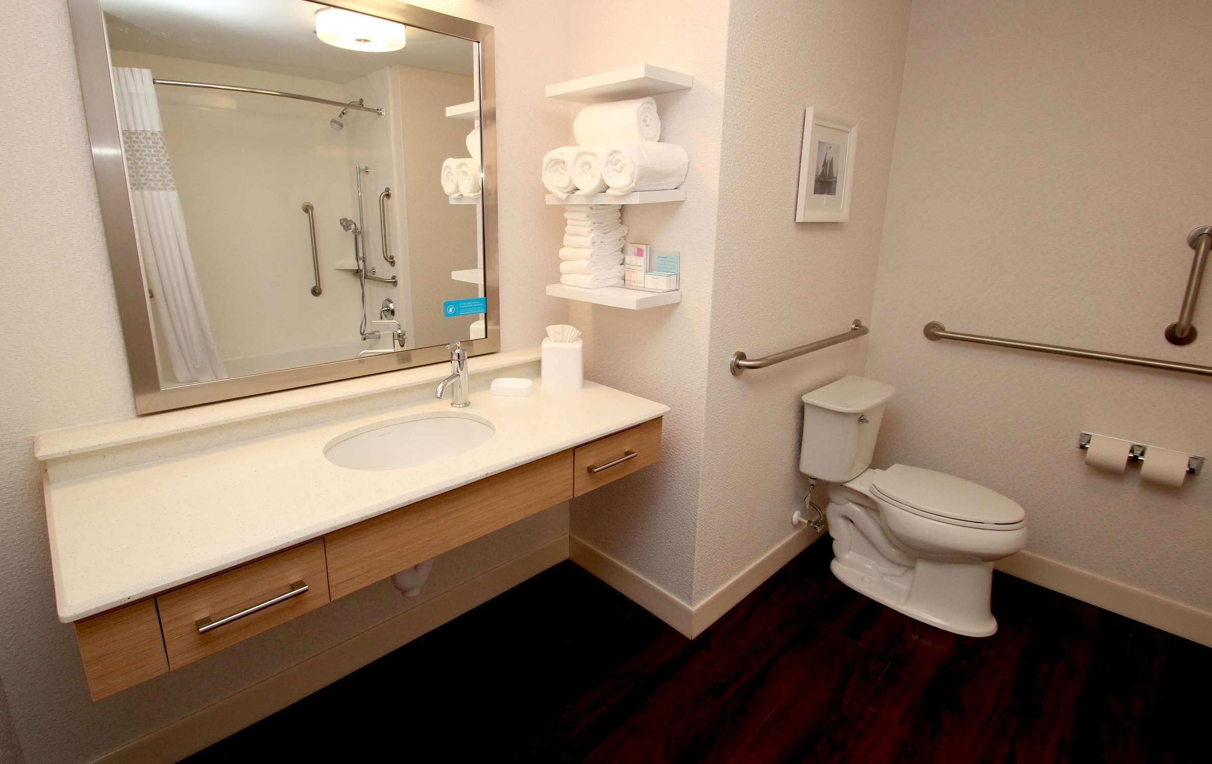 combined shower/bathtub, free toiletries, hair dryer, towels
