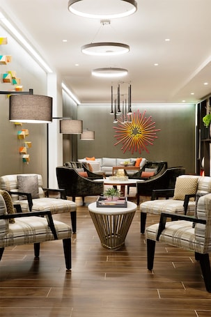 Reception. Hampton Inn & Suites Dallas Downtown