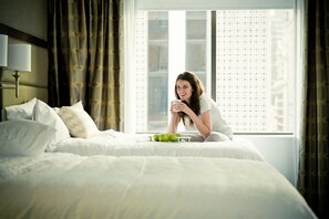 客房内保险箱、办公桌、免费婴儿床、免费 WiFi