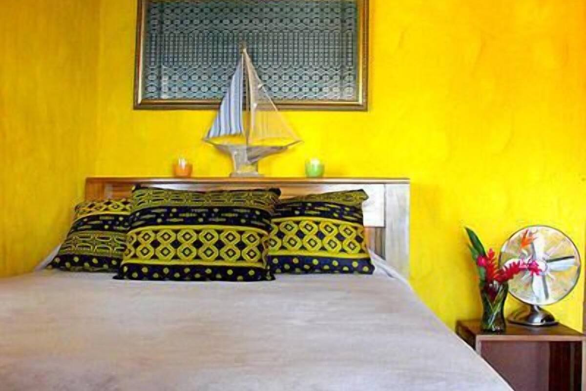 Rollaway beds, free WiFi