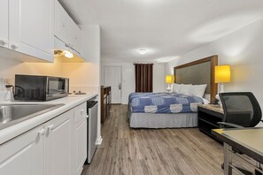 Room, 1 King Bed | Free WiFi - Extended Stay Studios (Montgomery)