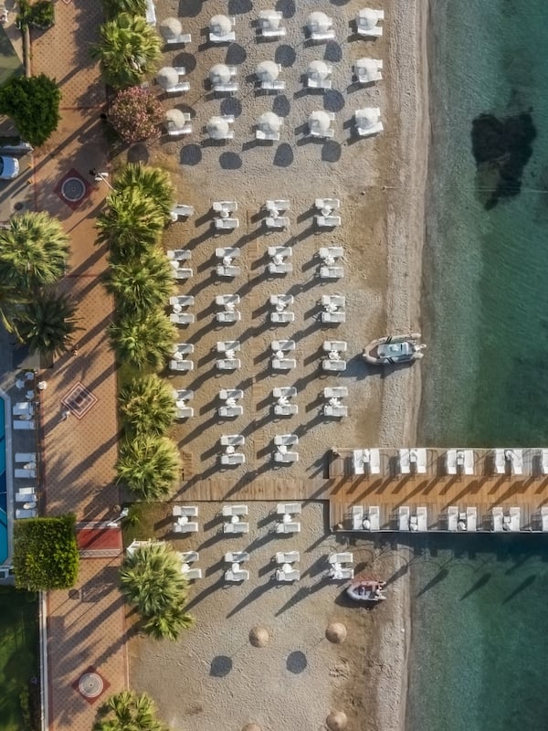 Private beach, sun-loungers, beach umbrellas, beach towels