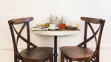 Colazione a buffet inclusa, servita tutte le mattine