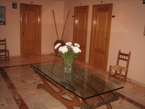 Unclassified image, 2 of 44, button