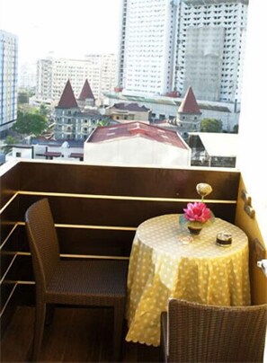 Studio Unit 6LS | 陽台