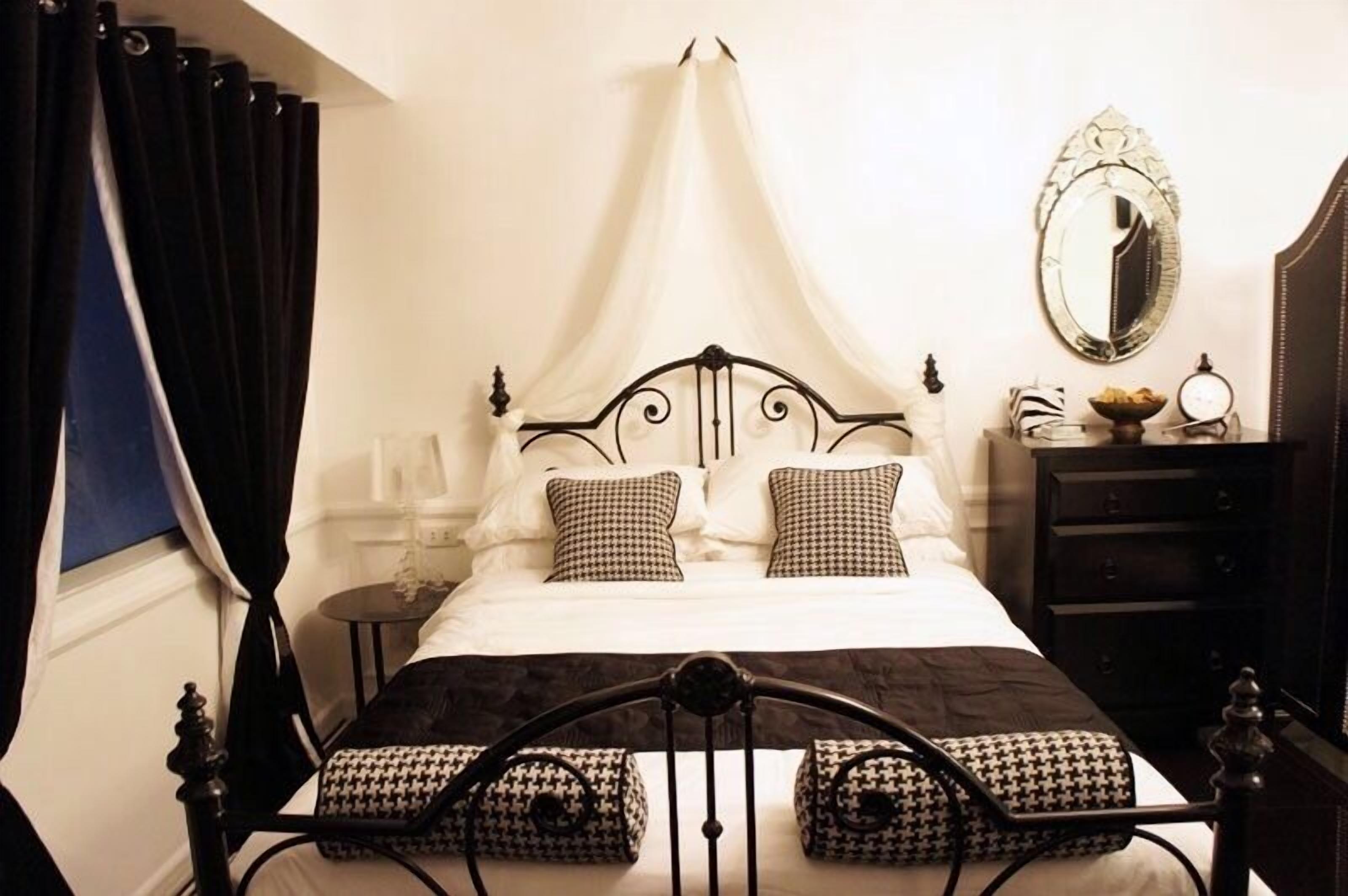 Premium bedding, pillowtop beds, desk, iron/ironing board