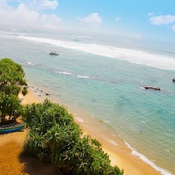 Trên bãi biển, lặn có bình dưỡng khí, lặn với ống thở