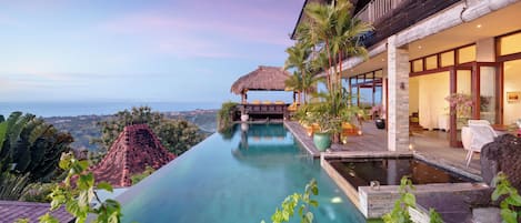 Utsikt mot strand/hav