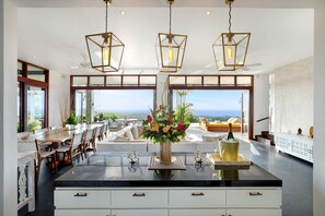 Private kitchen - Hidden Hills Villas (Pecatu)