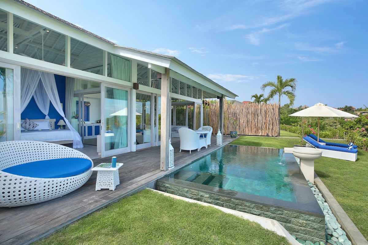 One Bedroom Ocean View Pool Villa | 1 slaapkamer, luxe beddengoed, een kluis op de kamer