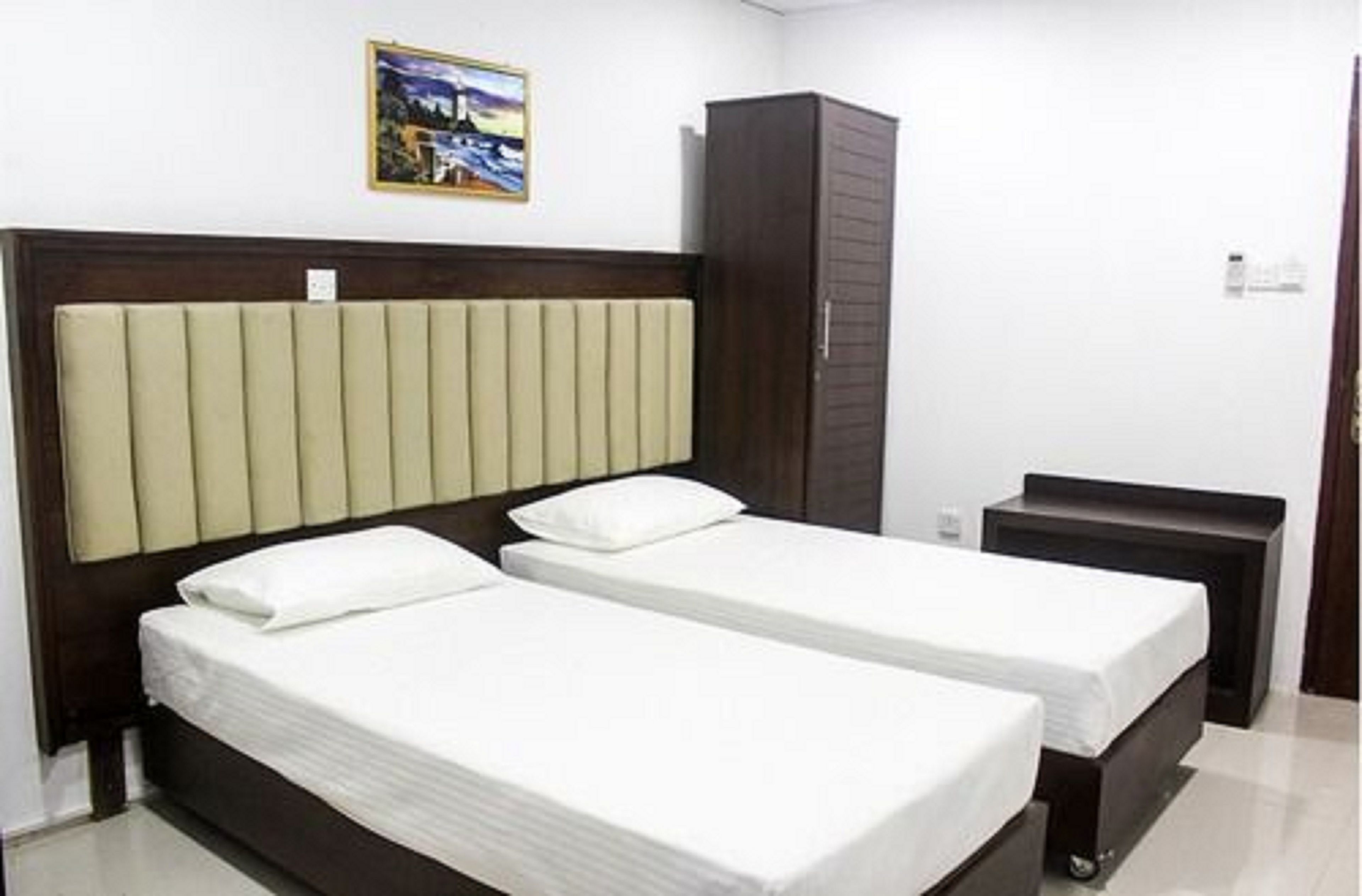 Photo - Metro City Hotel