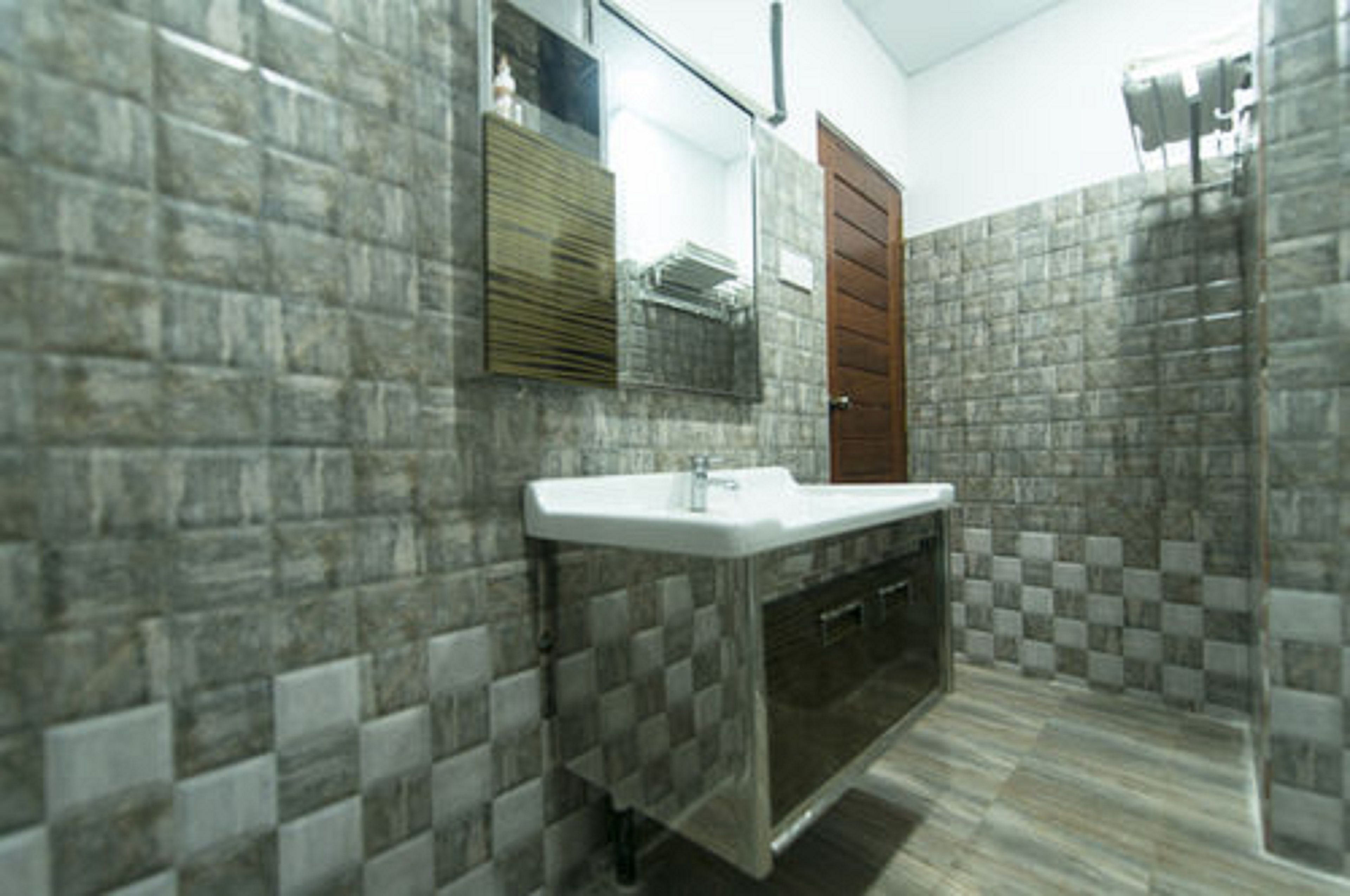 Photo - Metro City Hotel