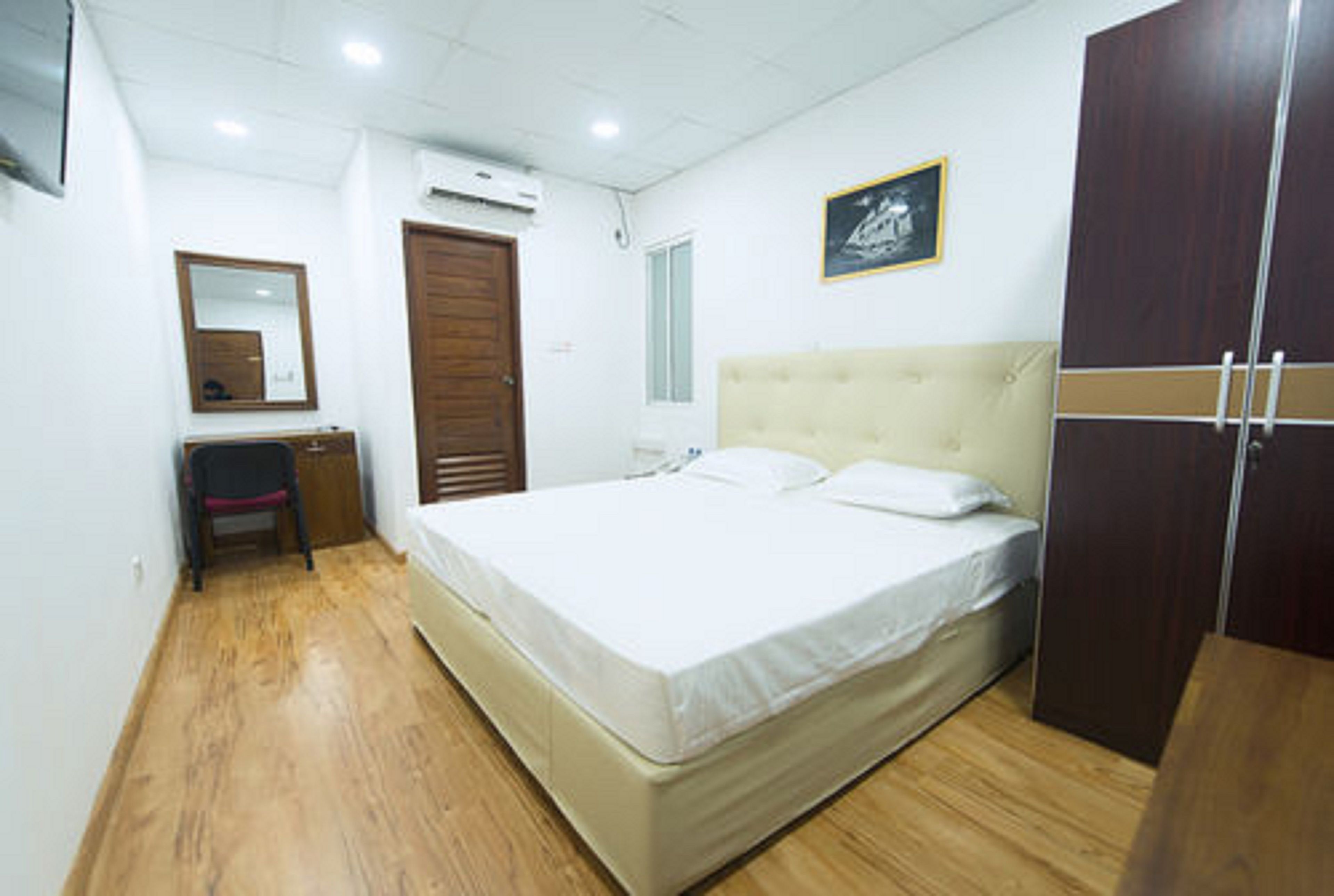 Photo - Metro City Hotel