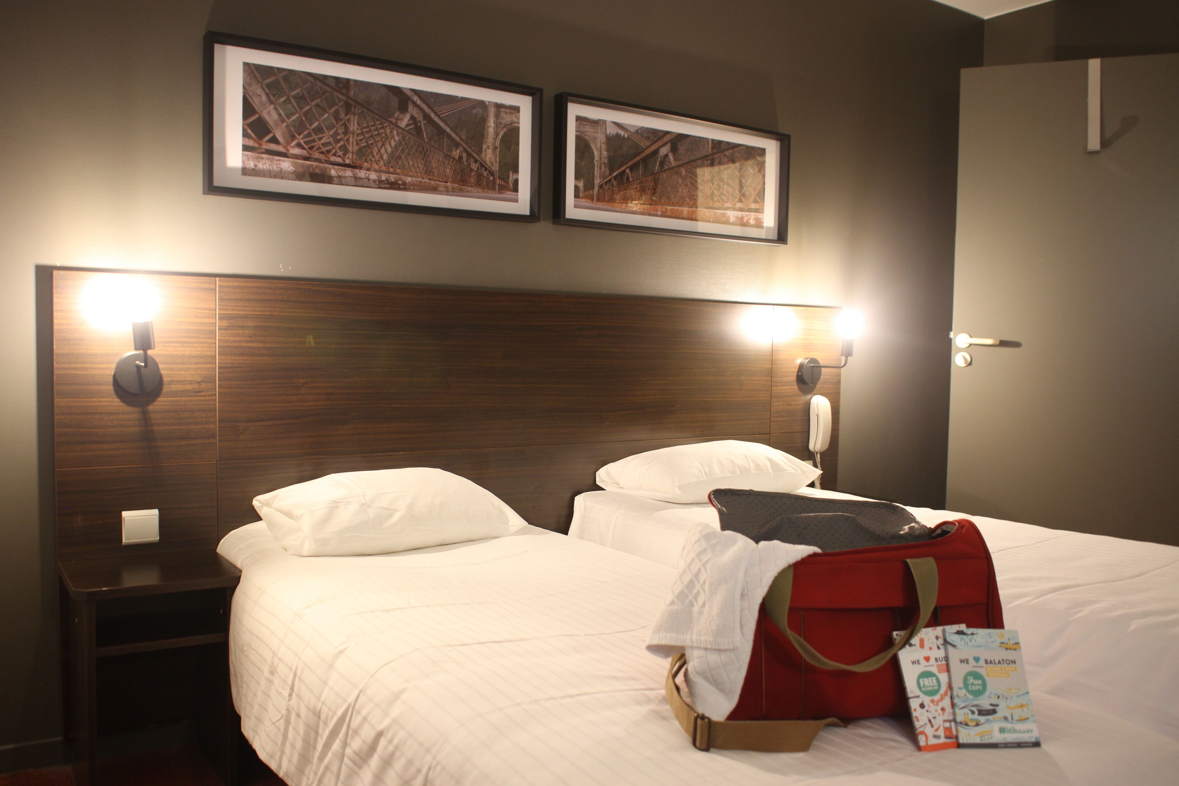 twin room | desk, blackout curtains, soundproofing, iron/ironing board