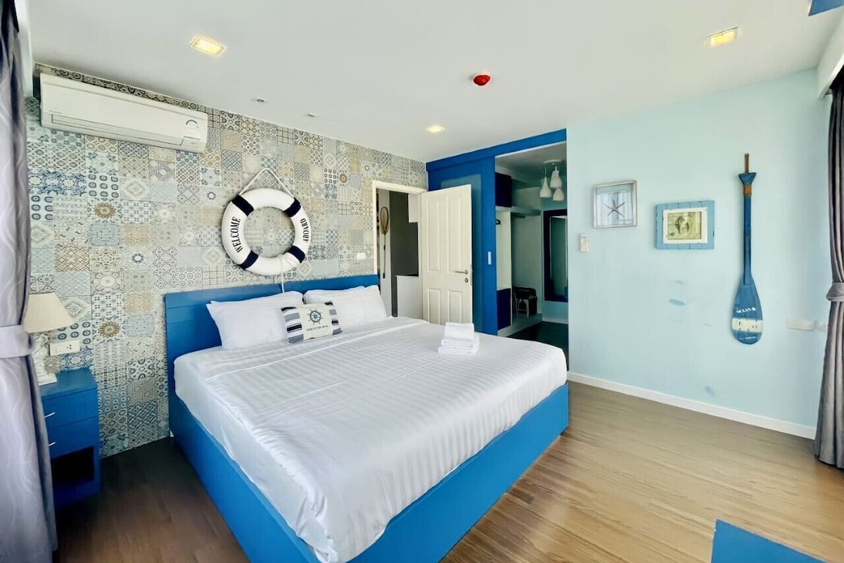 Family Apartment | 2 bedrooms, desk, free WiFi
