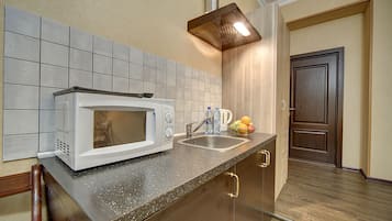 舒適開放式客房, 1 間臥室 | 1 間睡房、特厚豪華床墊、迷你吧、房內夾萬