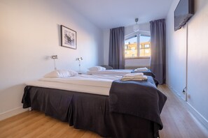Chambre Double, salle de bains commune