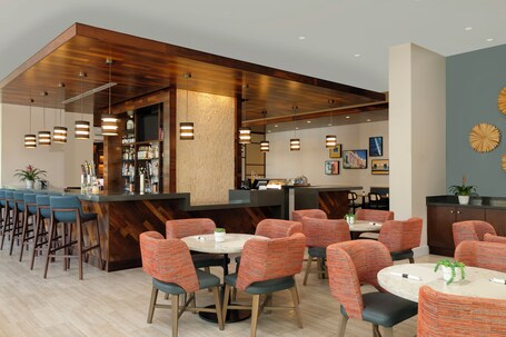 Hyatt Place San Juan - Image 7