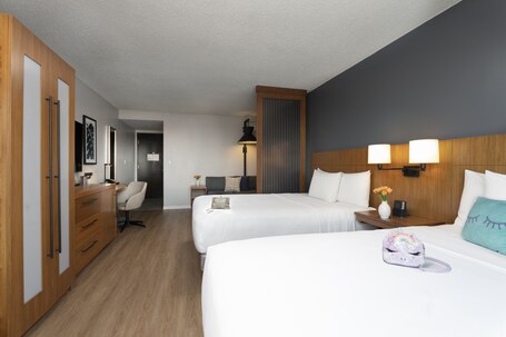 Hyatt Place San Juan - Image 10