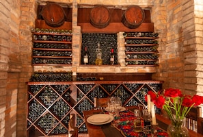 Breakfast, lunch, dinner and brunch served - Hotel Hacienda San Cristobal (San Francisco del Rincon)
