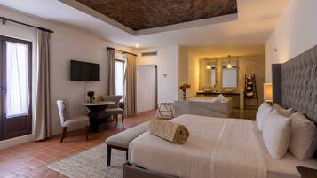 Suite | 1 bedroom, iron/ironing board, free cribs/infant beds, free WiFi