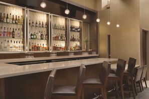 Dinner served - Embassy Suites by Hilton Akron Canton Airport (North Canton)