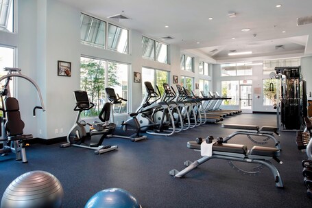 SpringHill Suites Orlando at FLAMINGO CROSSINGS Town Center Western Entrance - Image 29