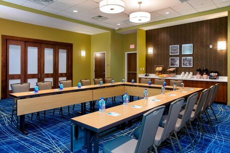 SpringHill Suites Orlando at FLAMINGO CROSSINGS Town Center Western Entrance - Image 21