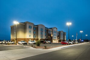 Exterior - Candlewood Suites Carlsbad South by IHG (Carlsbad)