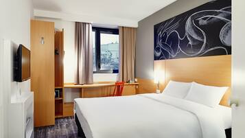 In-room safe, desk, laptop workspace, blackout curtains