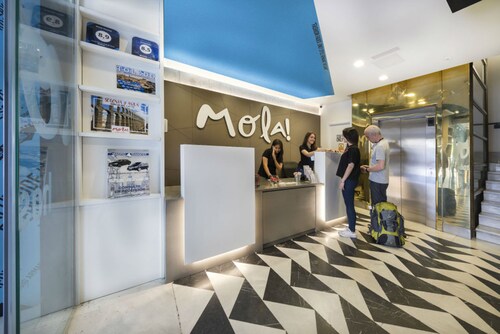 Mola Hostel