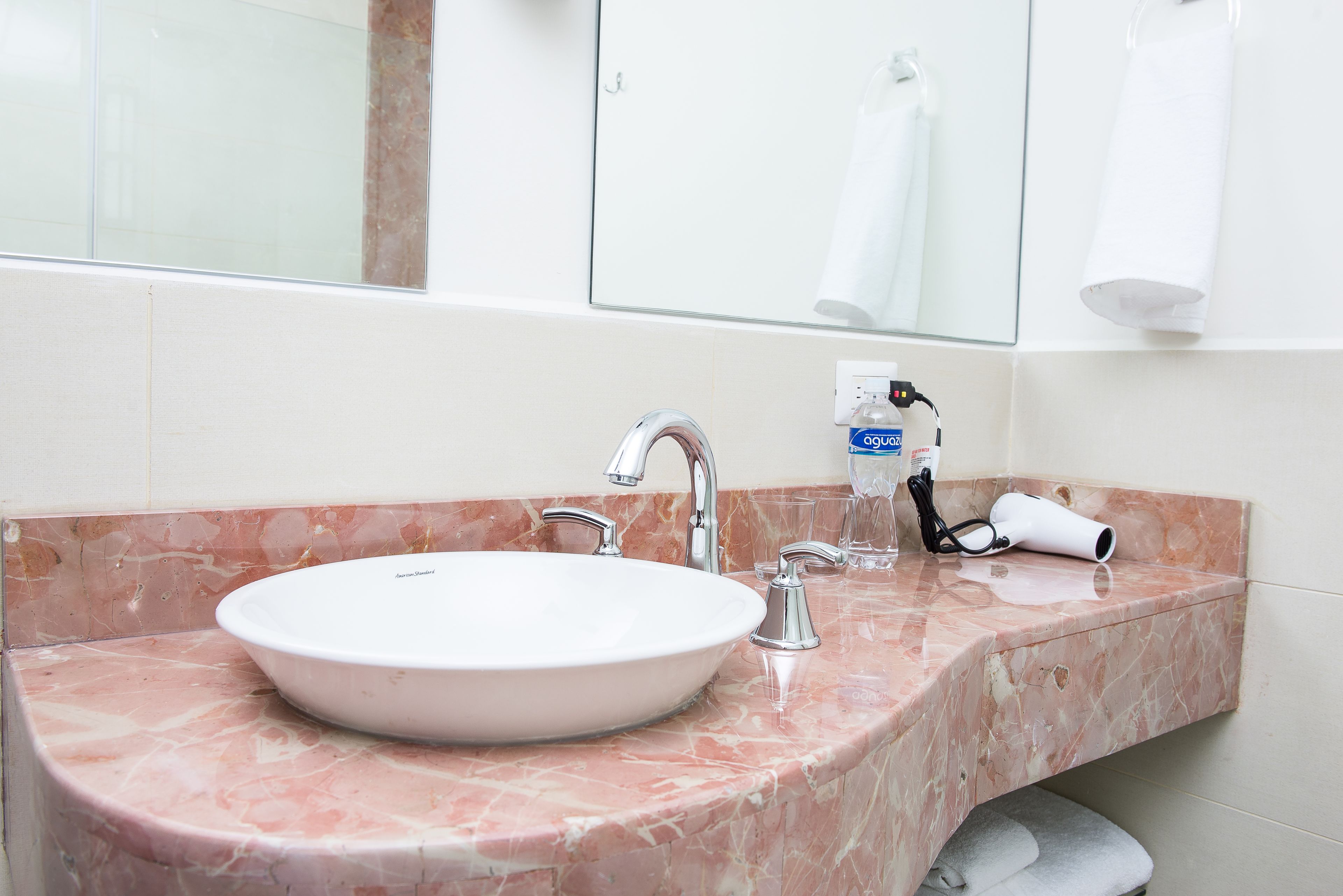 Foto - Hotel Latitud 15