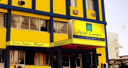 Hôtel Lumière D'Akwa
