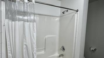 Classic Room, 2 Double Beds | Bathroom | Combined shower/tub, free toiletries, hair dryer, towels