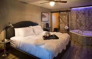 Premium bedding, desk, laptop workspace, free WiFi