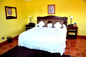 Double or Twin Room | In-room safe, free cots/infant beds, rollaway beds, free WiFi