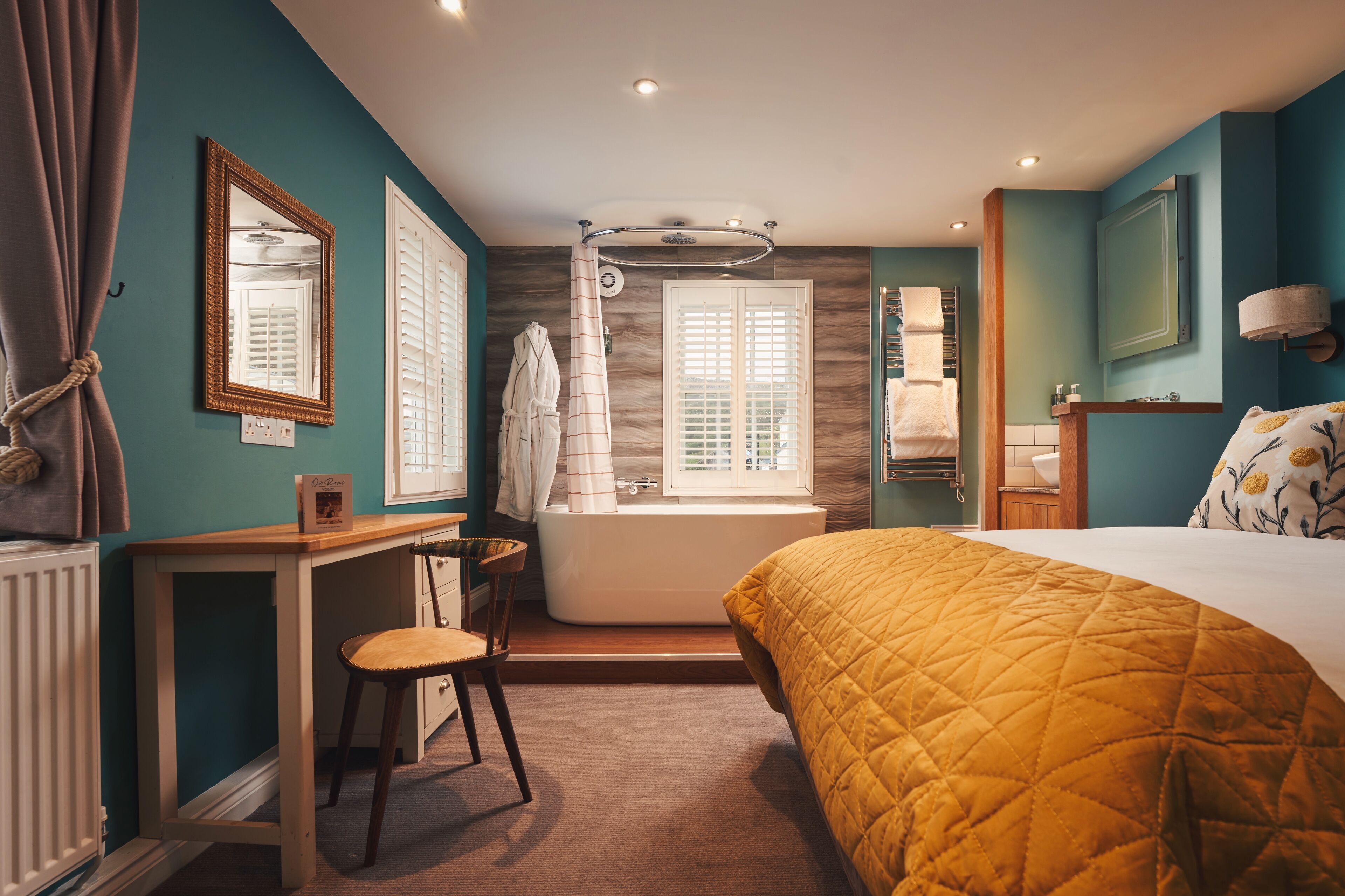 Deluxe Suite | Free WiFi, bed sheets