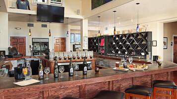 Se sirven cenas y cocina americana