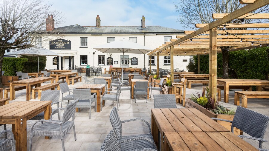 Rashleigh Arms