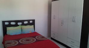 Rollaway beds, free WiFi