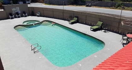 Executive Inn and Suites