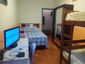 Standard-Doppelzimmer | Bügeleisen/Bügelbrett, kostenloses WLAN