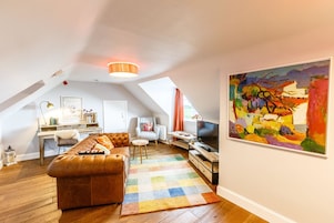 Appartement Luxe, 2 chambres | Fer et planche à repasser, lits bébé (gratuits)
