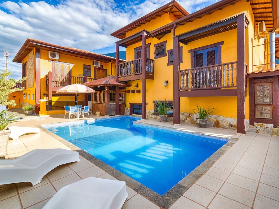 Outdoor pool, sun loungers