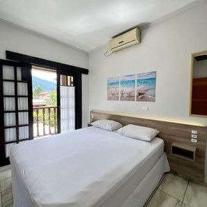 Double Room | Individually decorated, iron/ironing board, free WiFi - Pousada Aldeia da Lagoinha (Ubatuba)