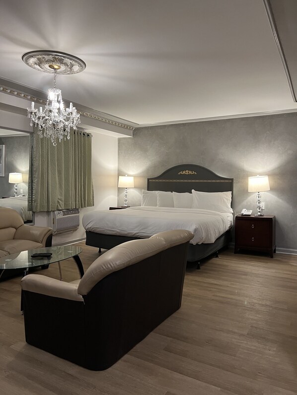 Suite presidencial | Ropa de cama de alta calidad y escritorio 