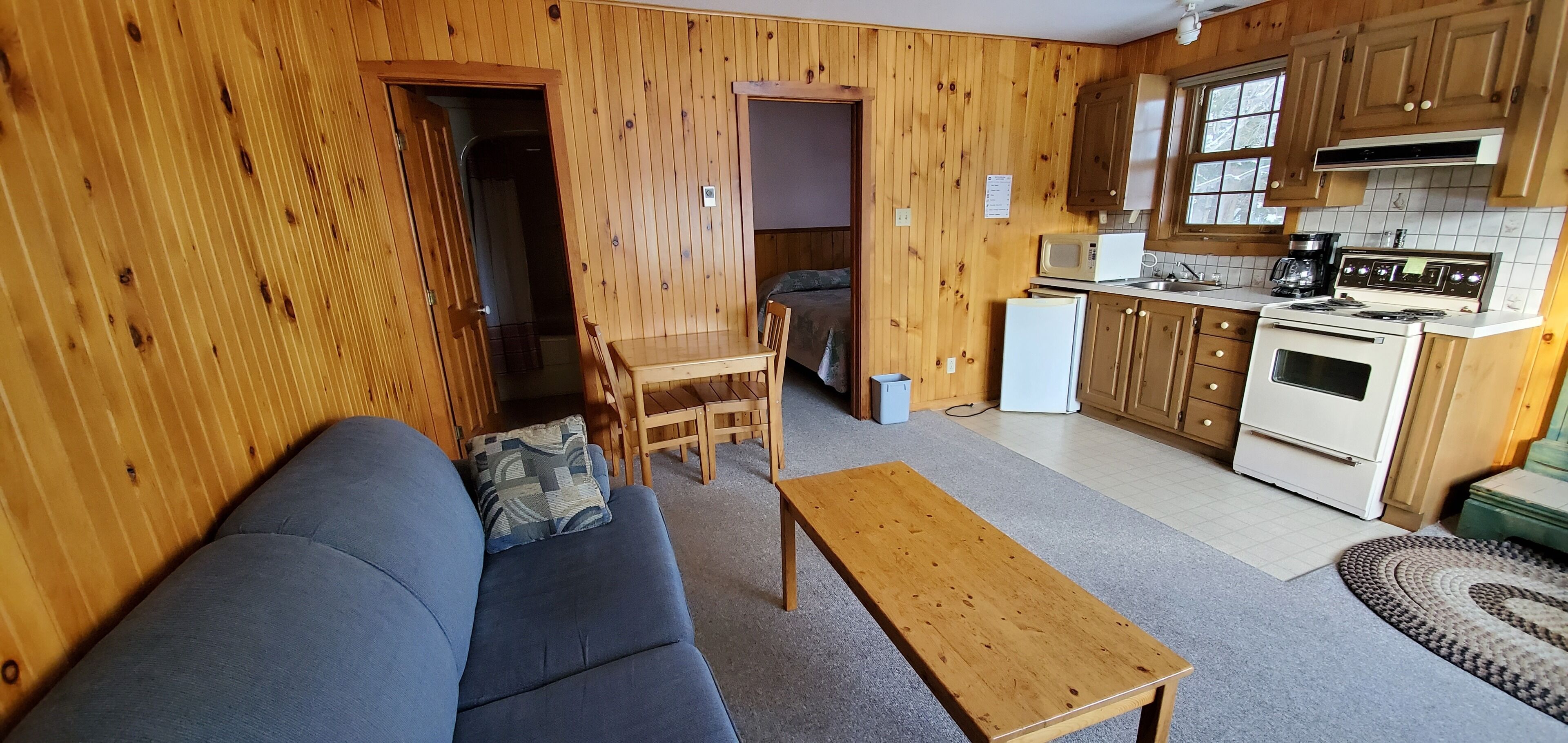 Sviitti, 1 makuuhuone | Olohuone | Televisio