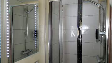 Standard Double Room (Second Floor Large Double) | Bathroom | Shower, free toiletries, hair dryer, towels