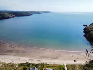 Ferros/tábuas de passar roupa, Wi-Fi de cortesia, roupa de cama