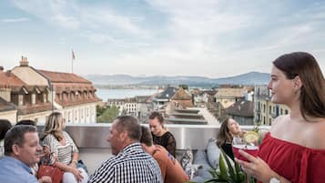 Bar (in der Unterkunft)